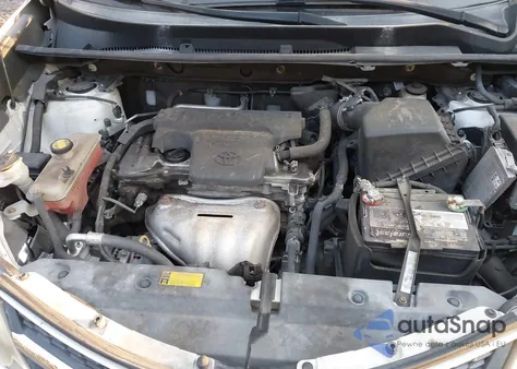 2015 Toyota Rav4 Limited z USA, uszkodzony, nr VIN 2T3DFREV7FW388339